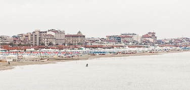 企业数字化转型的轰炸手机软件